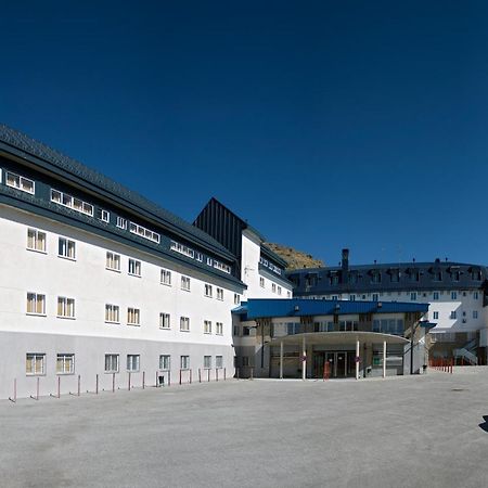 Albergue Inturjoven 시에라네바다 외부 사진