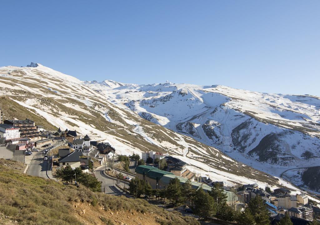 Albergue Inturjoven 시에라네바다 외부 사진
