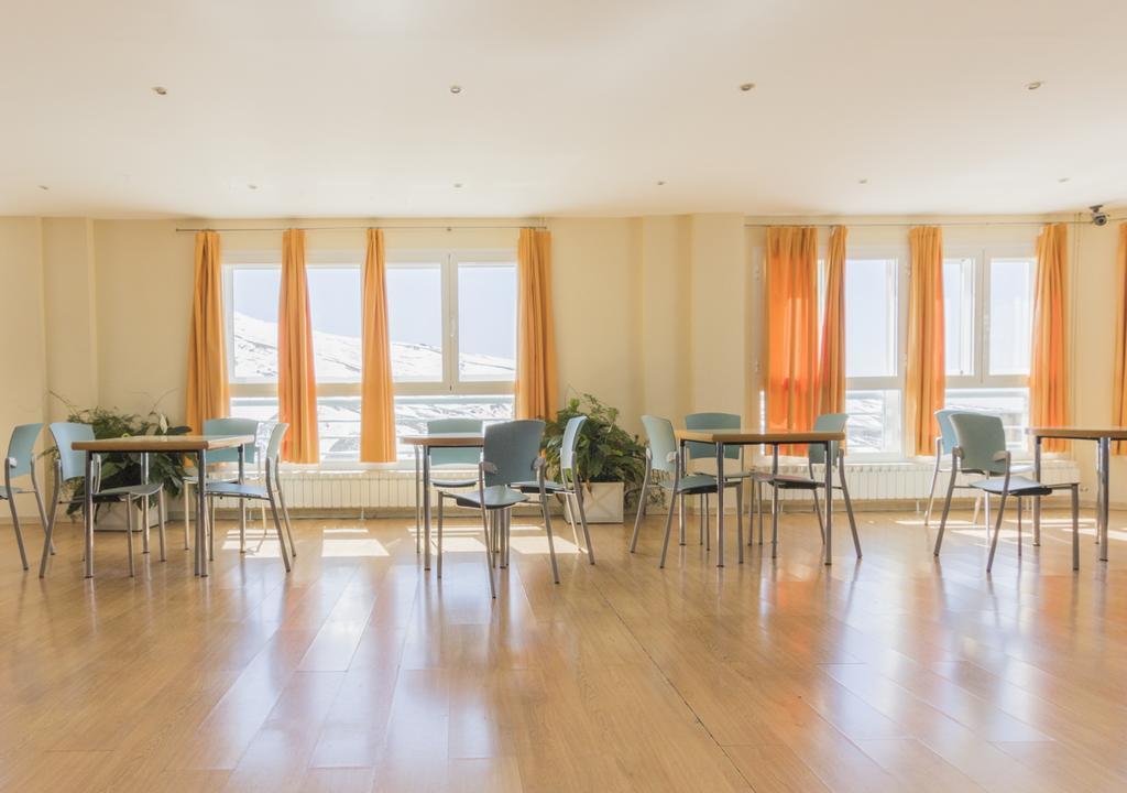 Albergue Inturjoven 시에라네바다 외부 사진